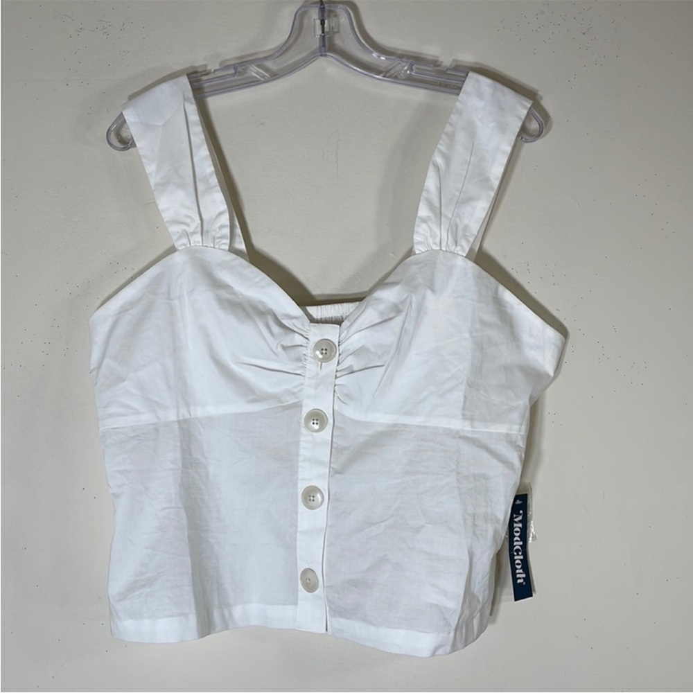 NWT. ModCloth 14 Carletto Cotton Top Button Front & Smocked Back.
